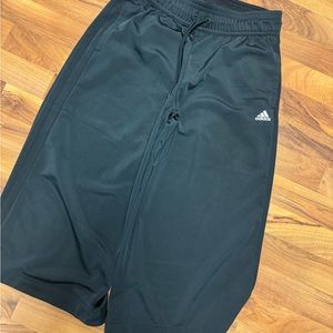 EUC Adidas medium black gauchos